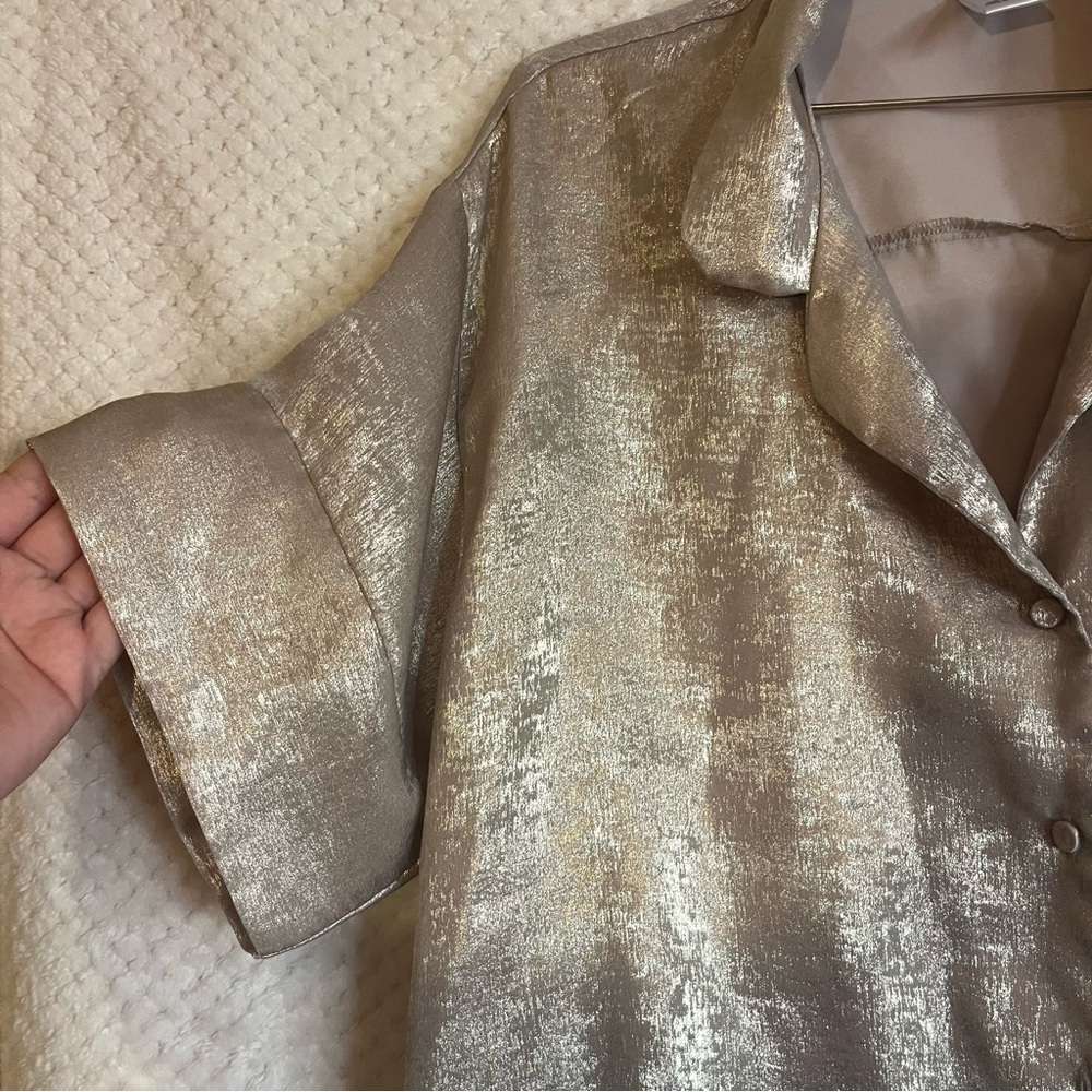 Linea Donatella Shimmering Gold Button Down Shirt Collared Large Shiny - Picture 4 of 4